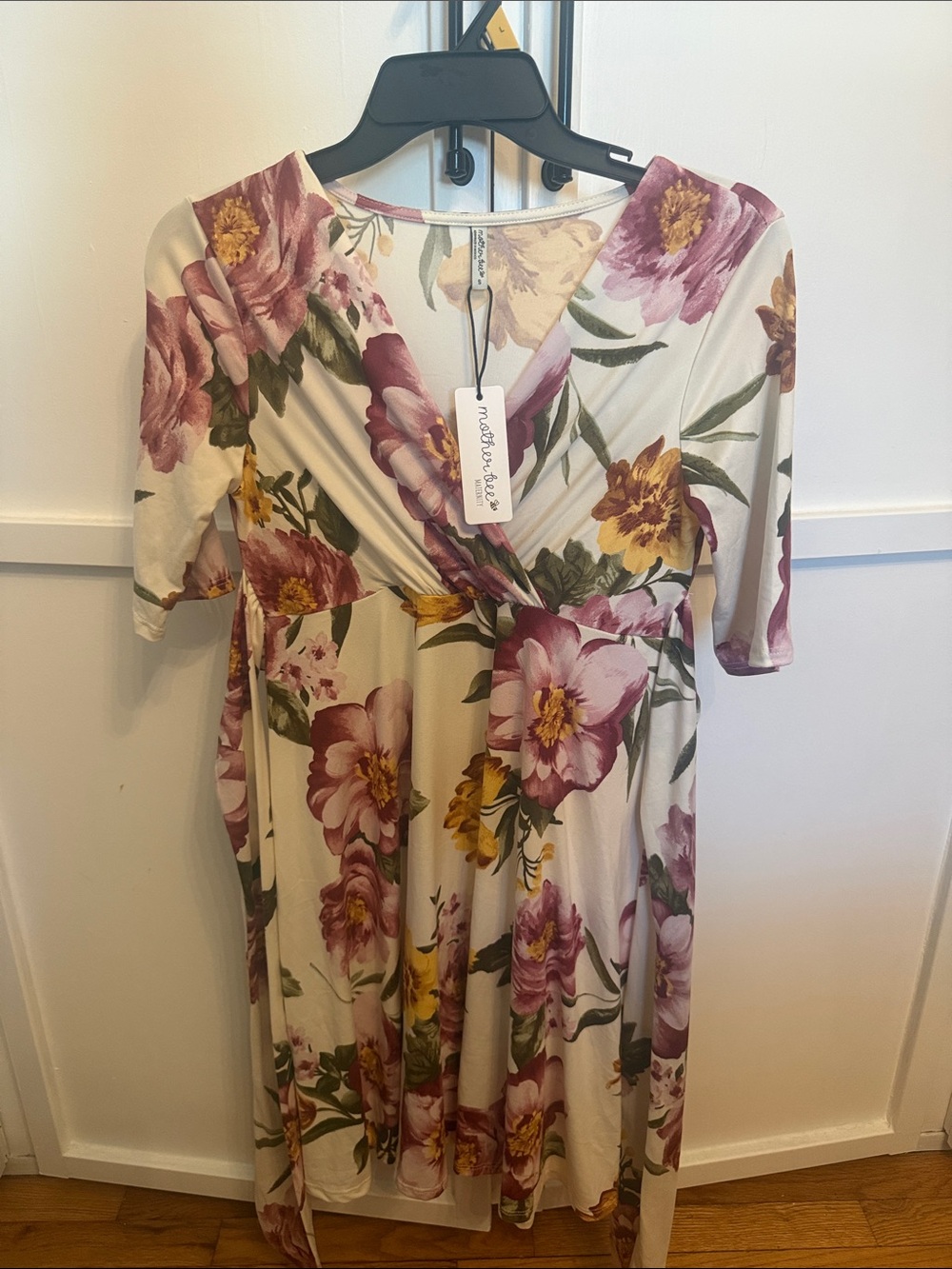 Mother Bee Floral V-Neck maternity Dress in Cream and Mauve